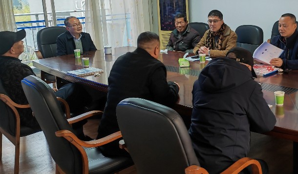 盘树高的《探路》小说举行120场研讨会